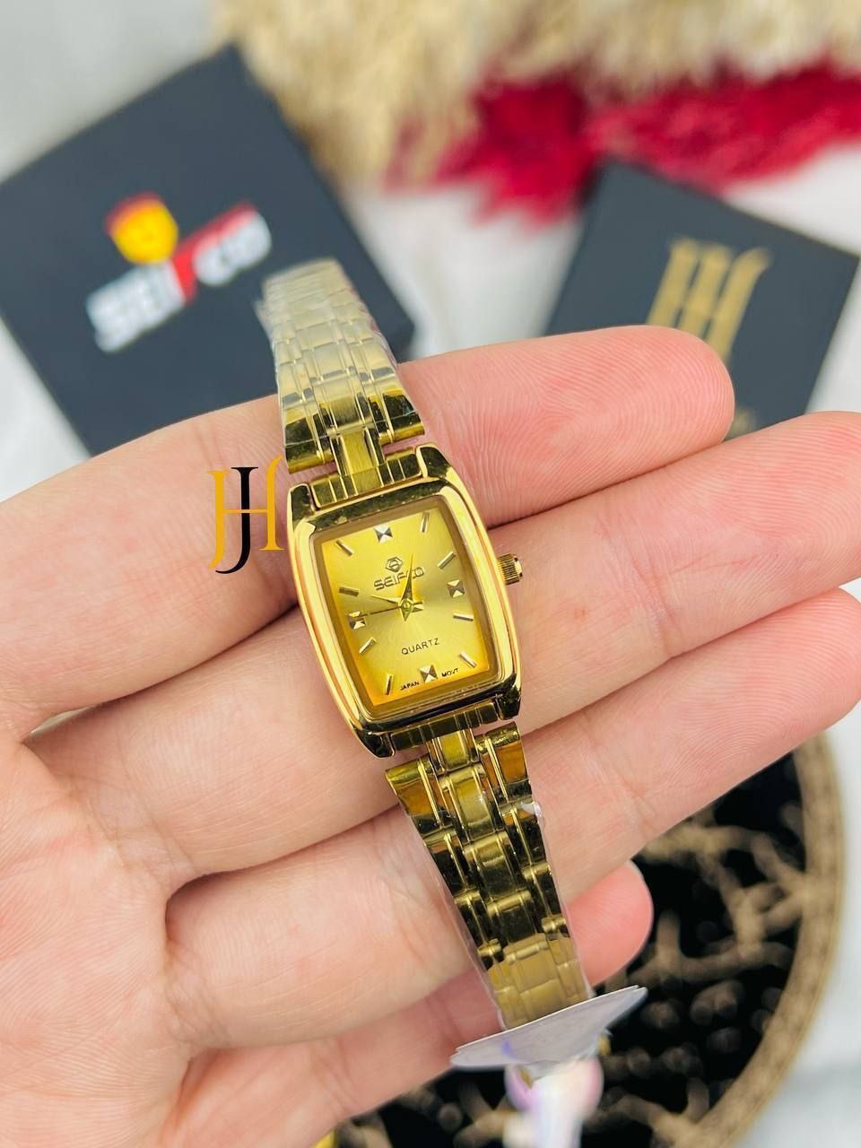 ساعه سيفكو مينا دهبي