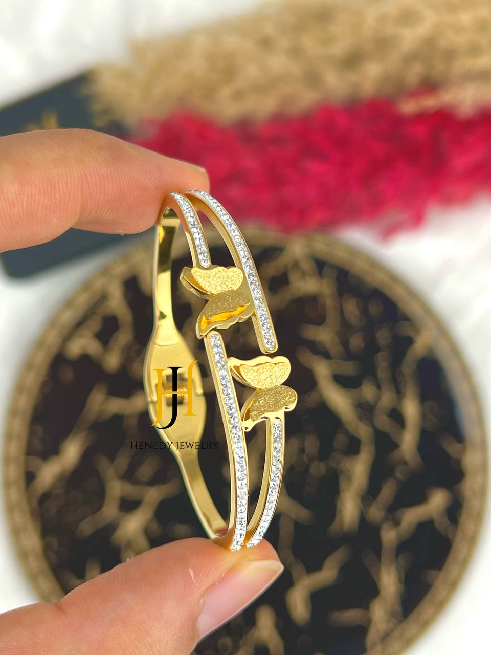 اسوره فراشات و استرس
