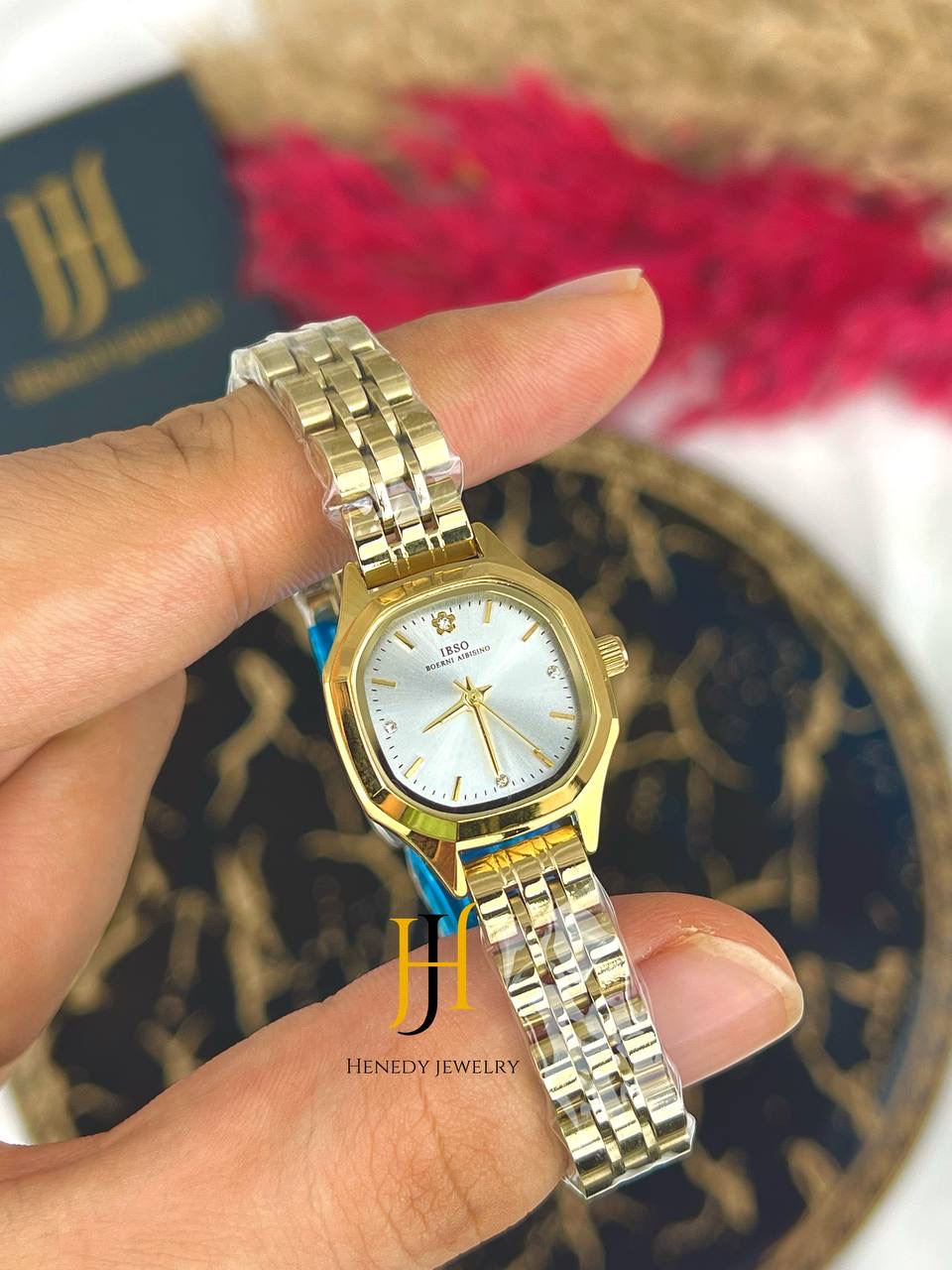 ساعه ابسو سداسي مينا اوف وايت